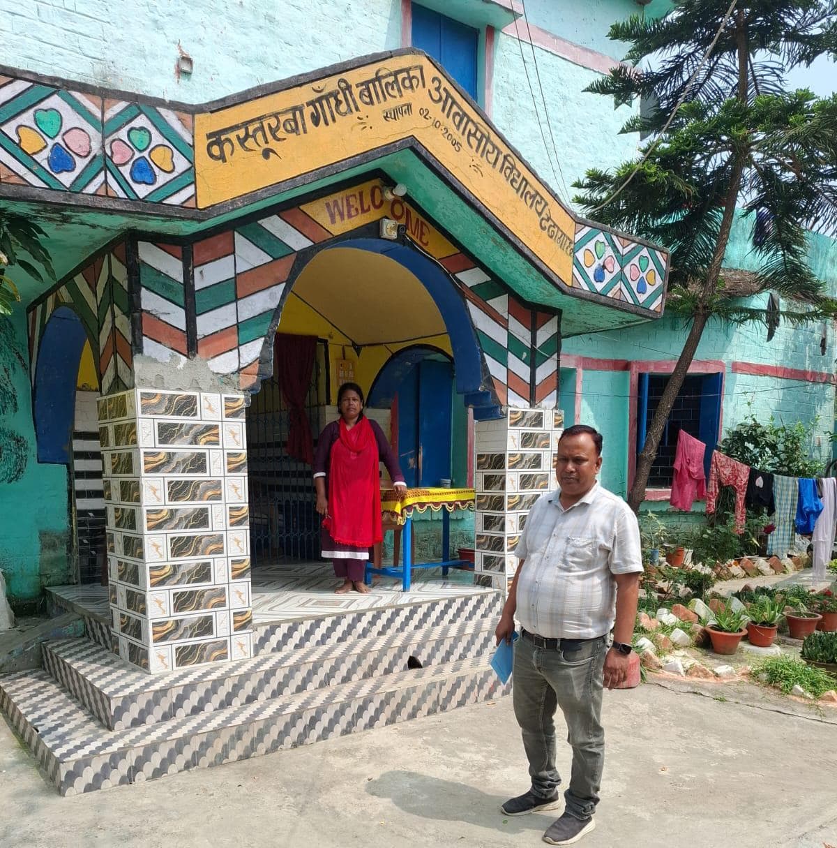 प्रभारी बीईओं ने कस्तूरबा विद्यालय की व्यवस्था का लिया जायजा