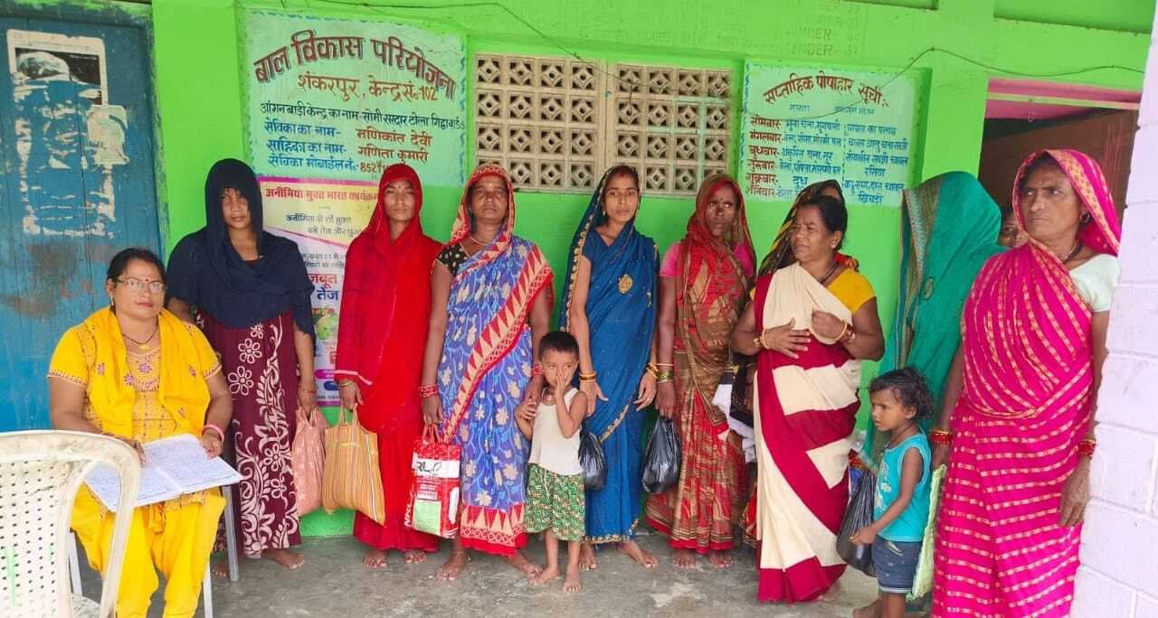 आंगनबाड़ी केंद्रों पर एफआरएस प्रणाली से हुआ टीएचआर वितरण