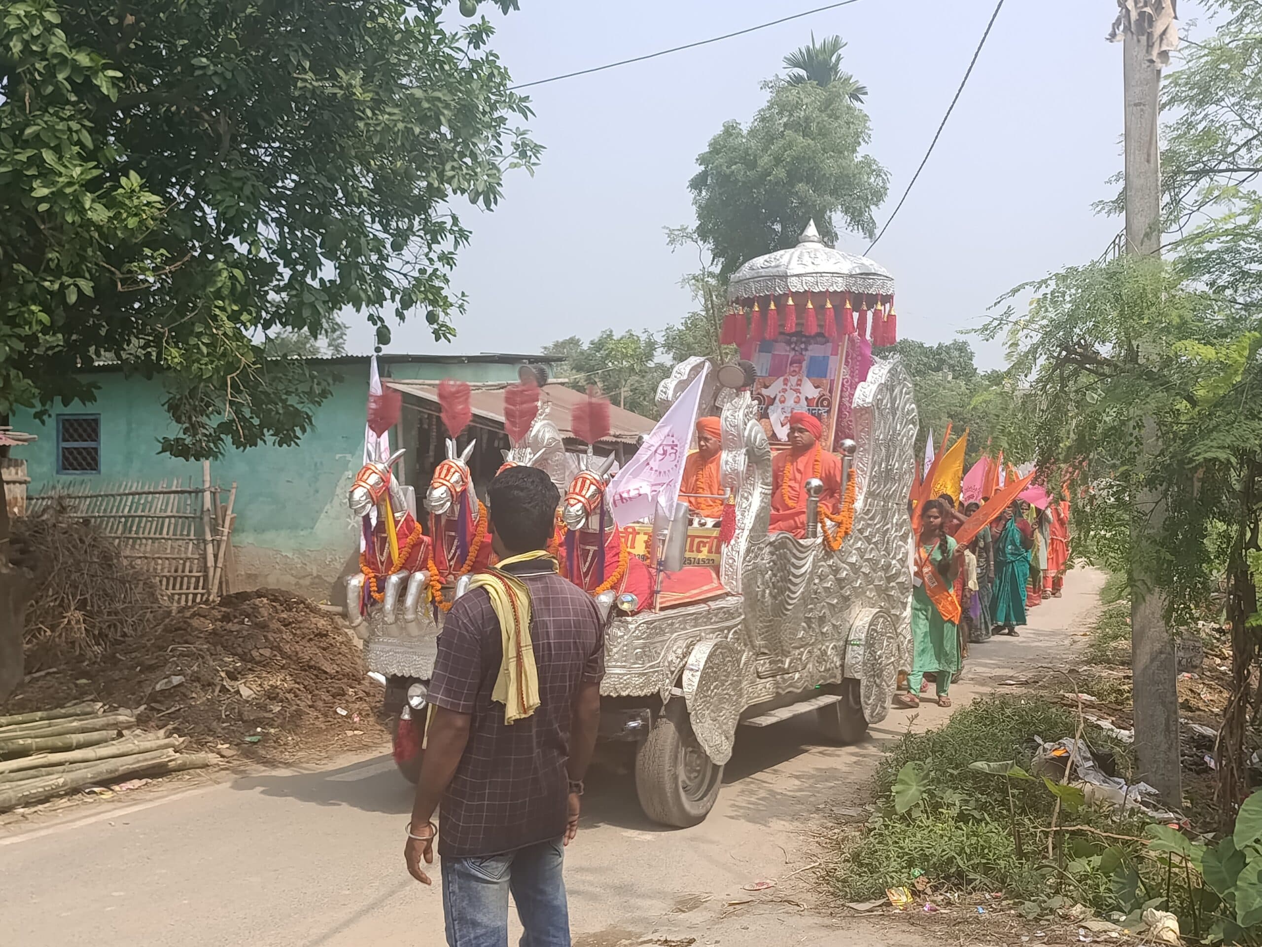 सद्भावना संत सम्मेलन में श्रद्धालुओं की उमड़ी भीड़