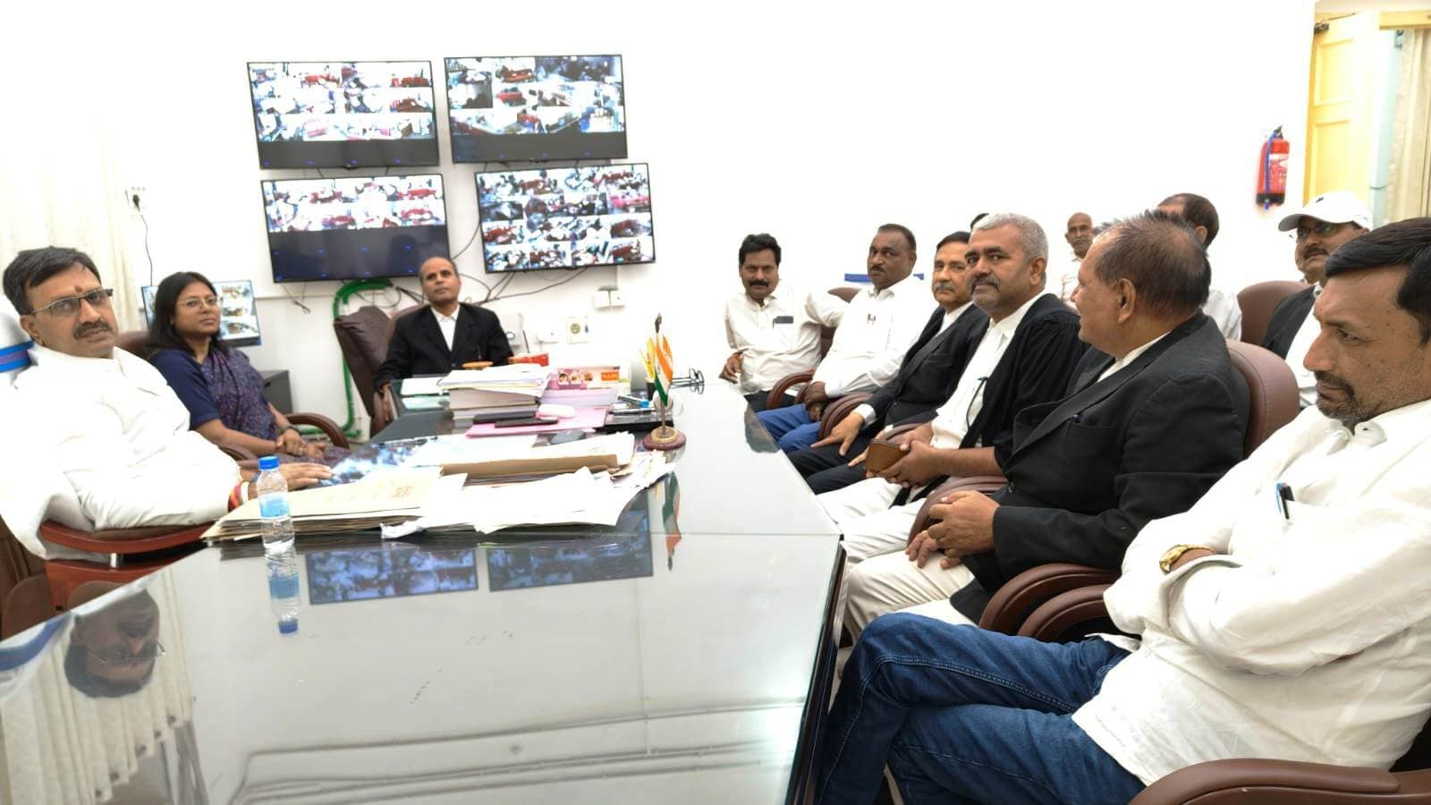 Aurangabad News : राष्ट्रीय लोक अदालत की सफलता में अधिवक्ताओं की भूमिका अहम : जिला जज