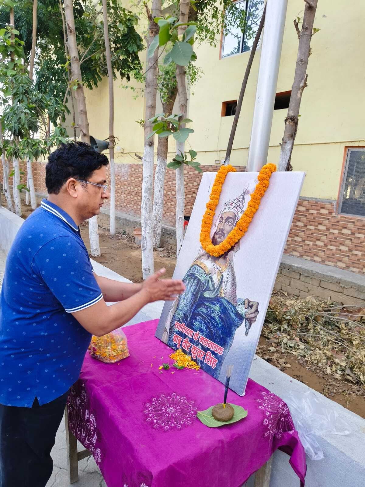 वीर कुंवर सिंह का जीवन आज भी देशभक्ति व साहस का अद्भुत उदाहरण : डॉ पुनीत