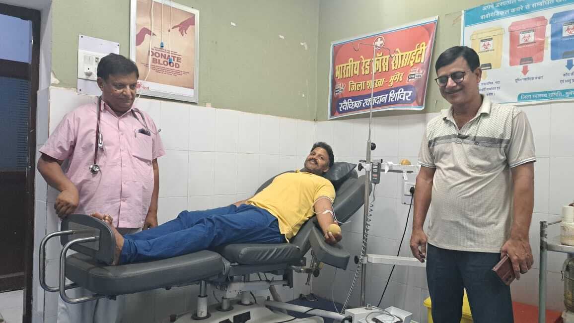 जिले के 10 रक्तवीरों ने किया स्वैच्छिक रक्तदान