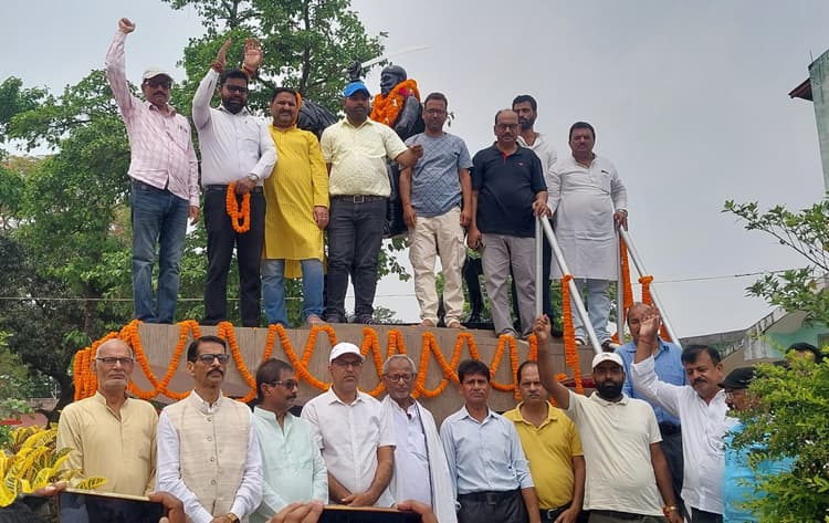 1857 की क्रांति में बाबू कुंवर सिंह की अदम्य पराक्रम को याद कर कृतज्ञ हो गये लोग