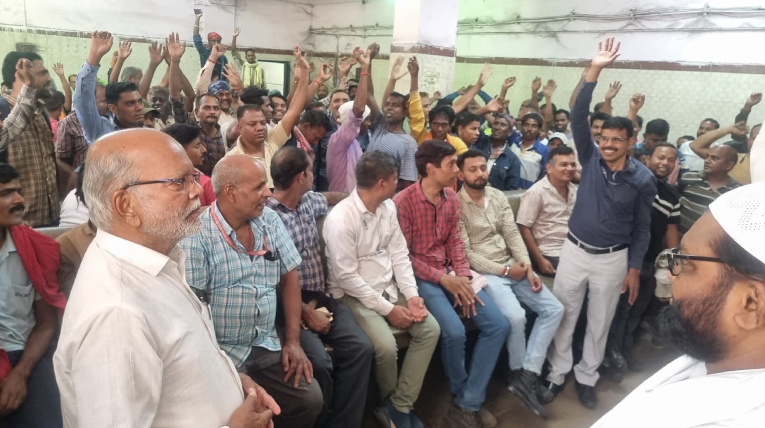 Bokaro News : किसी भी हद तक जाने को तैयार हैं ठेका श्रमिक : बीके चौधरी