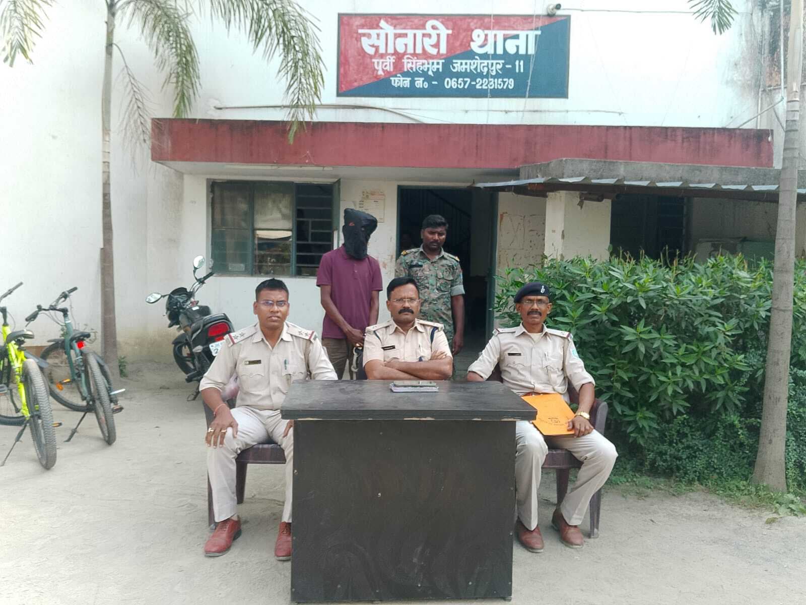 Jamshedpur News : सीनी से ट्रेन से आकर रेकी कर करता था साइकिल की चोरी, ऐसे धराया