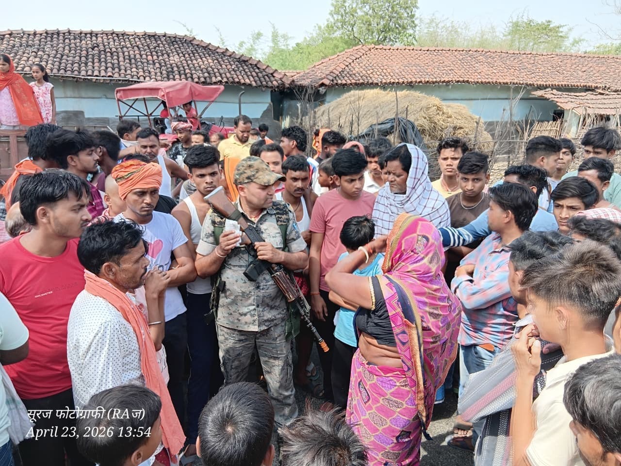 Dhanbad News: बाइक से धक्के से वृद्ध की मौत, रोड जाम, हंगामा