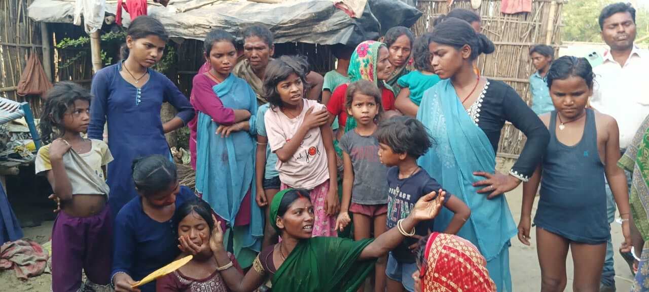 बाइक की चपेट में आने से 40 महिला की मौत