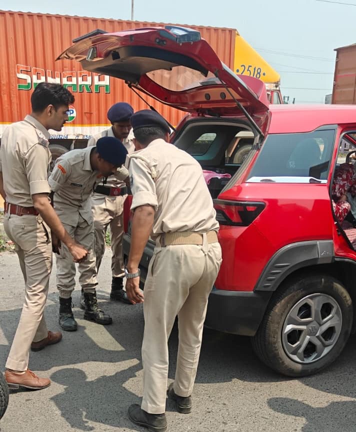 पूर्णिया में 48 घंटे में 194 छापेमारी, 11 पर चार्ज, 940 लीटर शराब जब्त