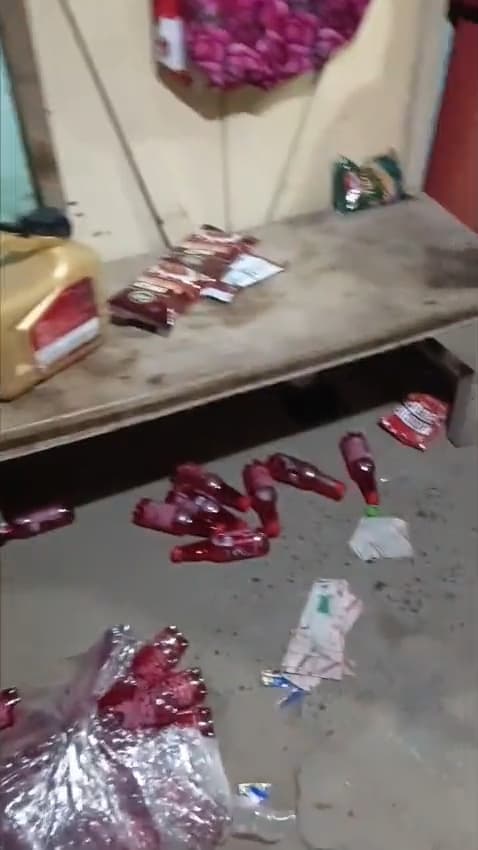 उधार नहीं देने पर दुकानदार पर जानलेवा हमला, दुकान में तोड़फोड़