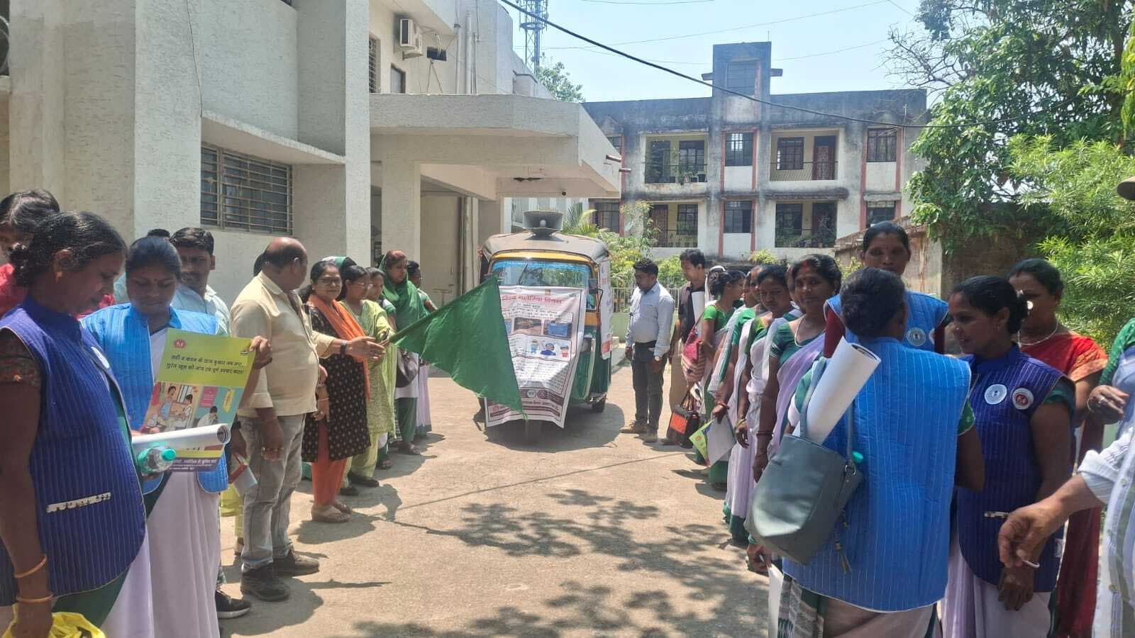 विश्व मलेरिया दिवस पर जागरूकता अभियान, प्रचार रथ रवाना