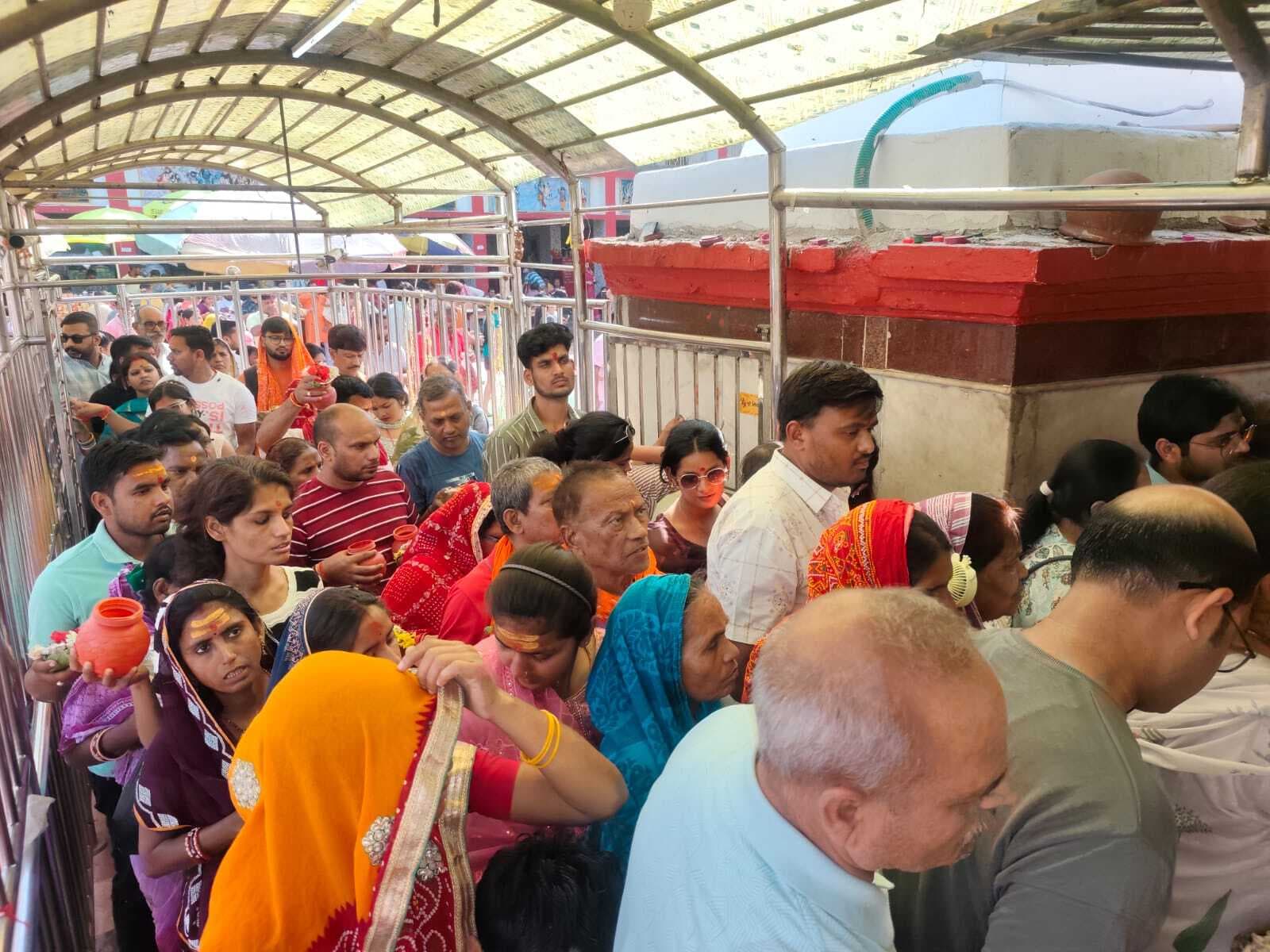 सीता नवमी को 30 हजार श्रद्धालुओं ने की फौजदारीनाथ की पूजा