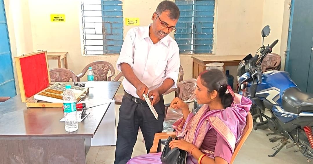 निःशुल्क मोतियाबिंद ऑपरेशन के लिए जांच शिविर का आयोजन