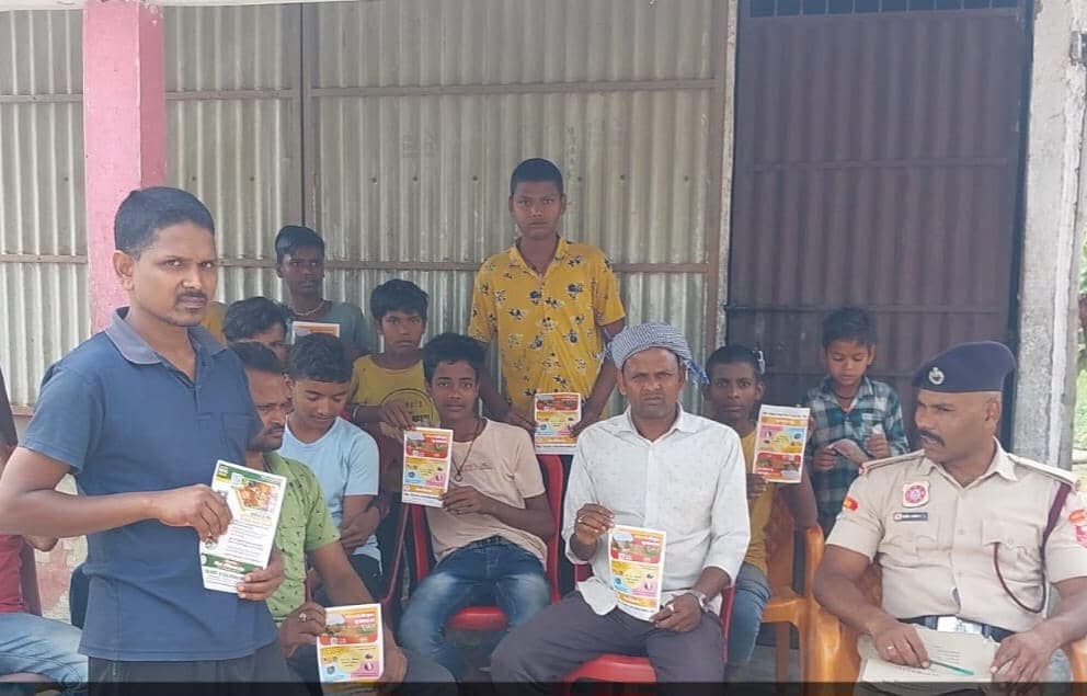 डेमो के जरिये आग से बचाव की दी जानकारी