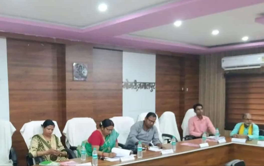 नगर परिषद बोर्ड की बैठक में शहरी विकास कार्यों की हुई चर्चा