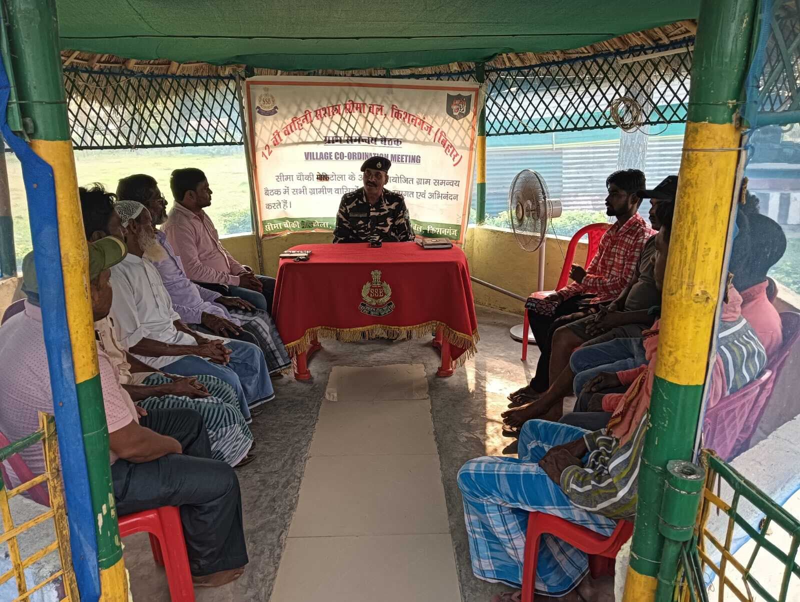 एसएसबी व ग्रामीणों के बीच सुरक्षा, नशा मुक्ति व सामाजिक मुद्दों पर चर्चा