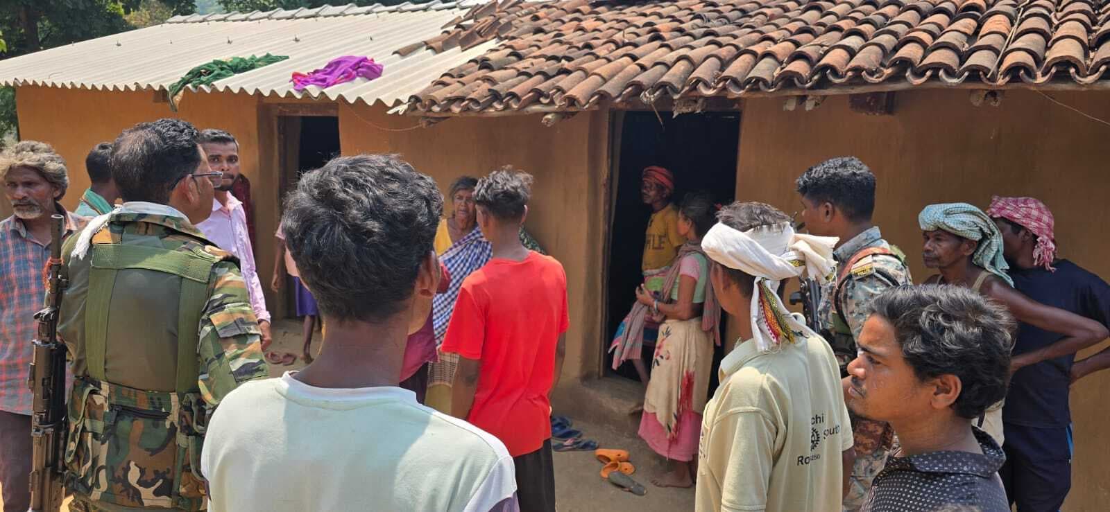 Chaibasa News : ग्रामीणों व सुरक्षा बलों के मददगारों में खौफ पैदा करने के लिए की गयी हत्या !