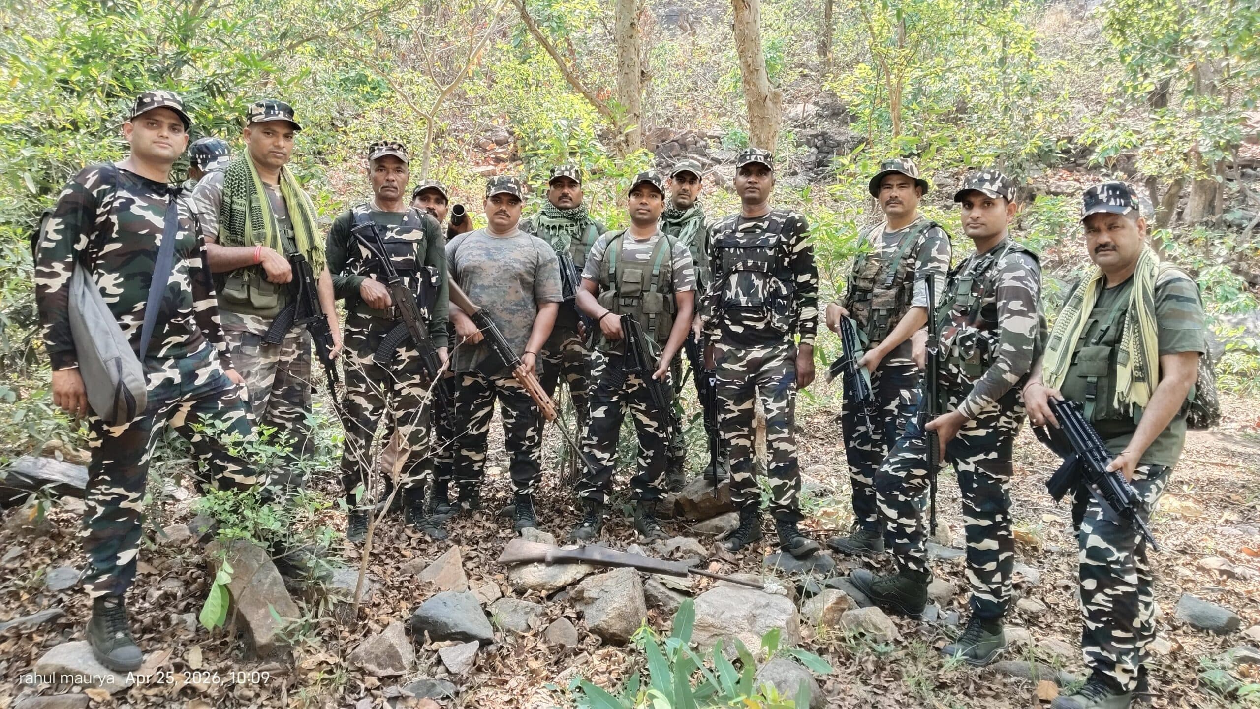 BIG BREAKING FROM JAMUI. गिद्धेश्वर जंगल से नक्सली हथियार और गोला बारूद बरामद