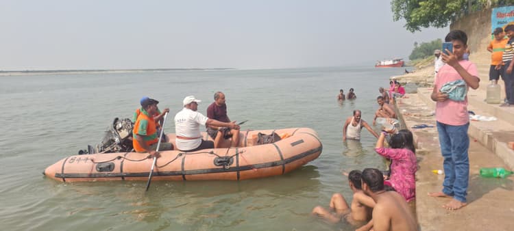 Munger. लापता की तलाश में जुटी एसडीआरएफ की टीम