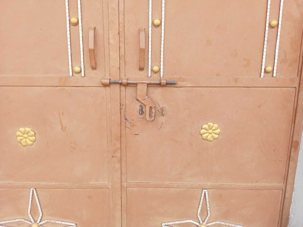 बंद घर तीन लाख के जेवरात की चोरी