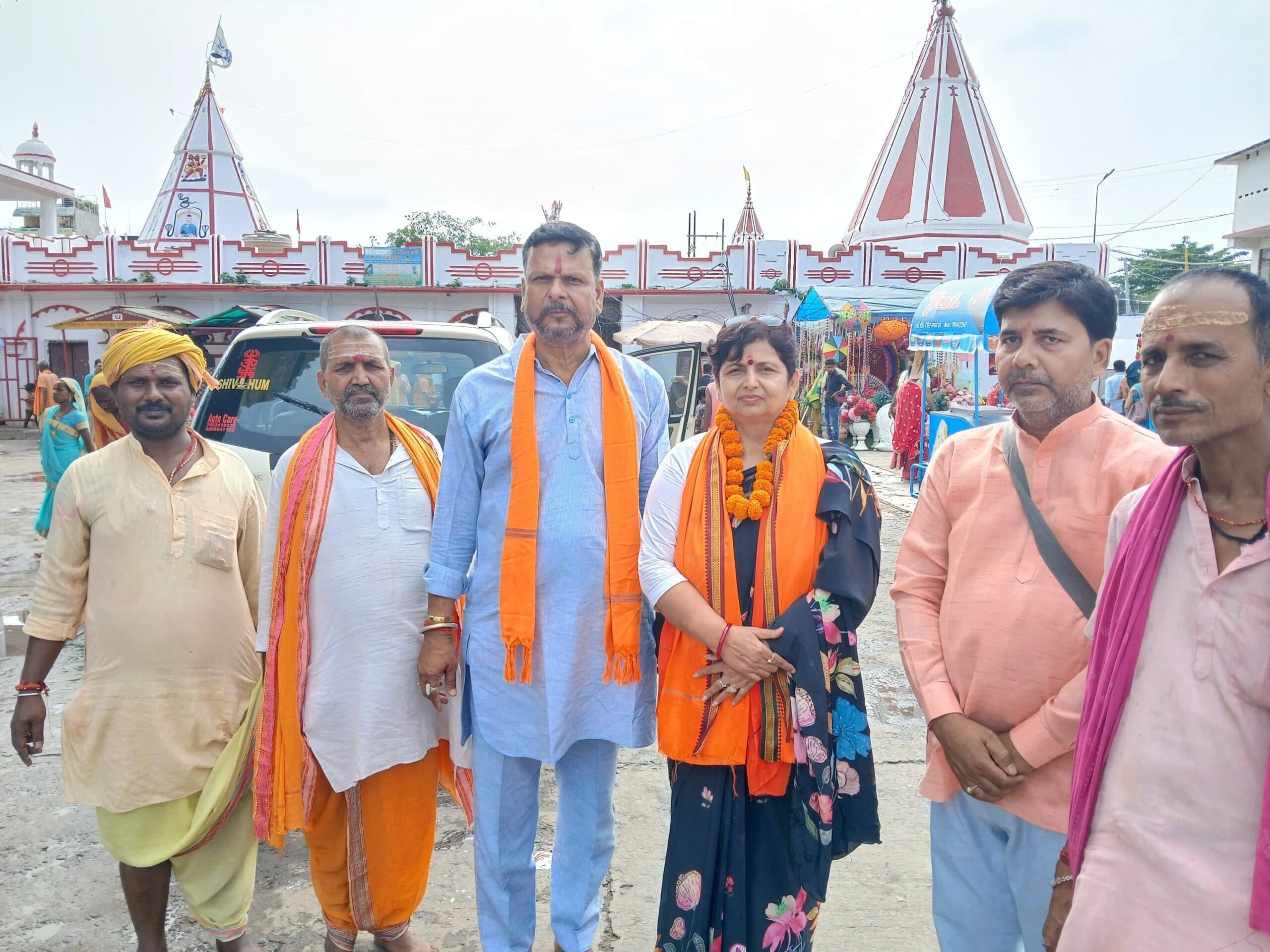 भाजपा की पूर्व प्रदेश मंत्री ने किया पूजा-अर्चना