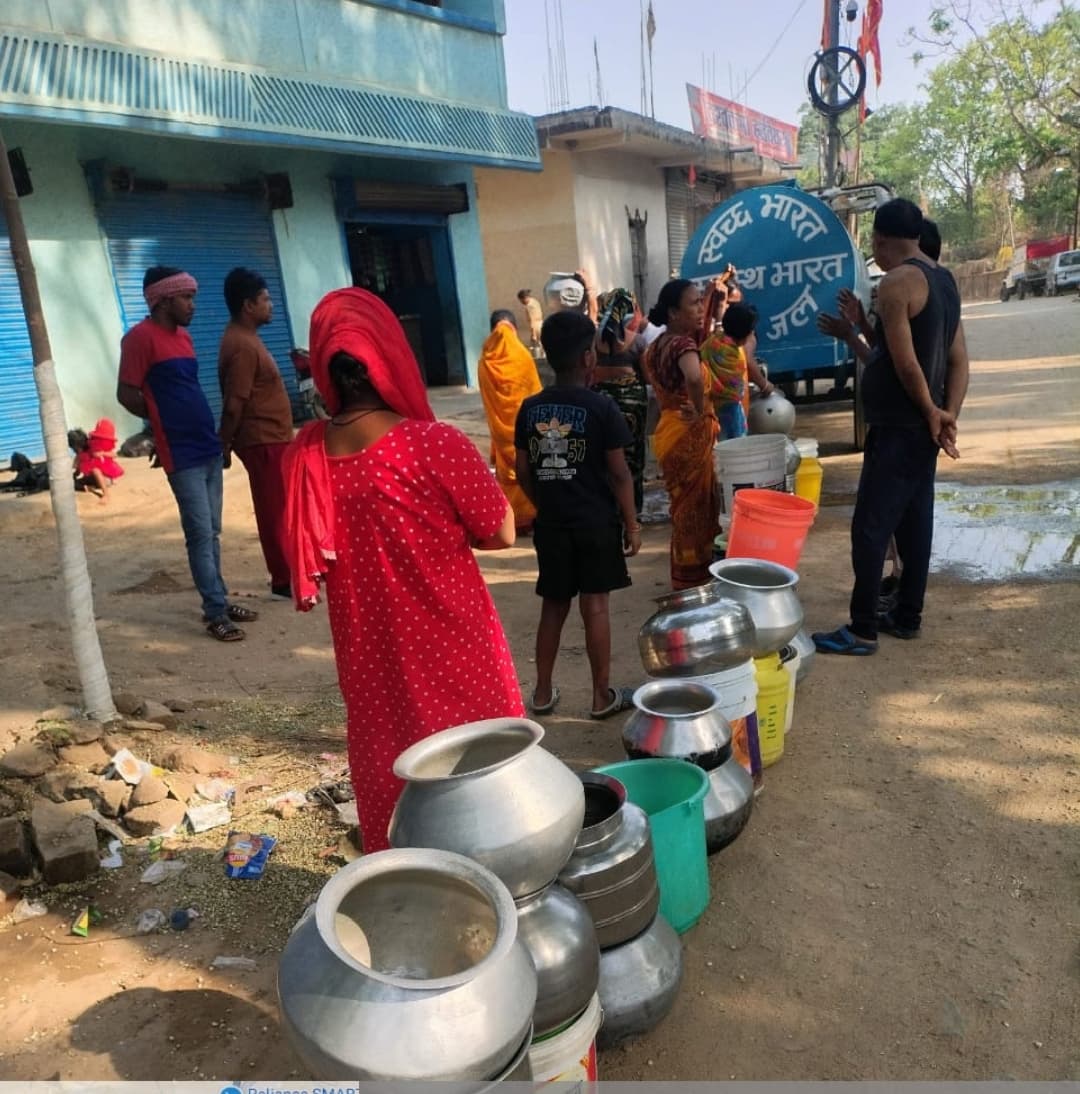 शहर में जलापूर्ति ठप, टैंकर से हो रही है आपूर्ति