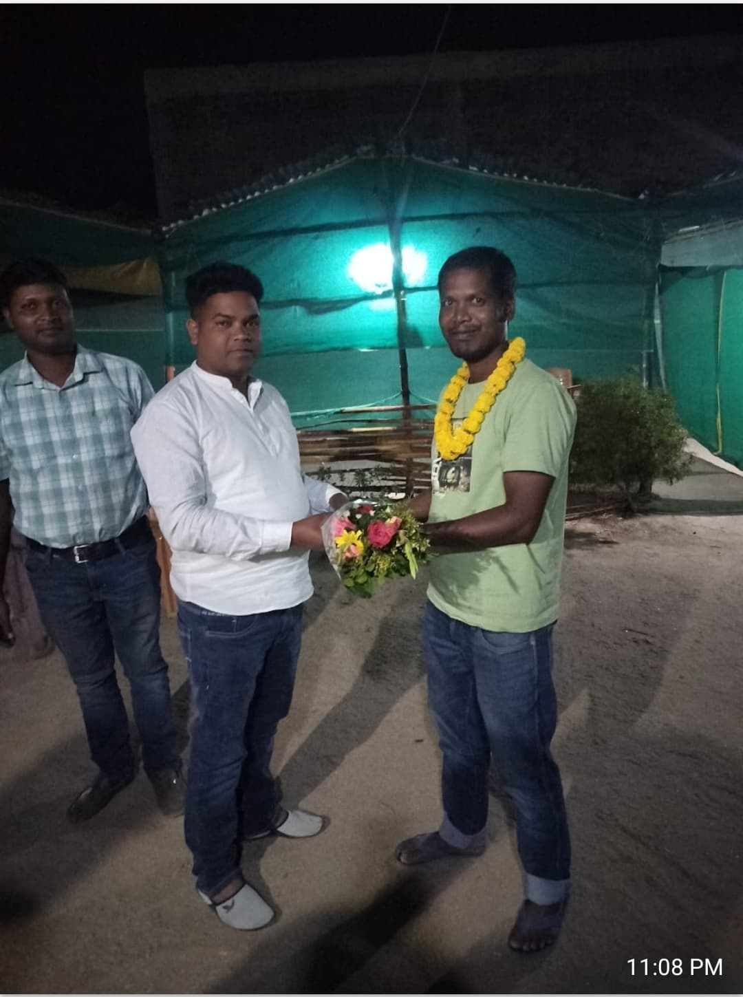 राहुल गांधी के संवाद कार्यक्रम में शामिल हुए