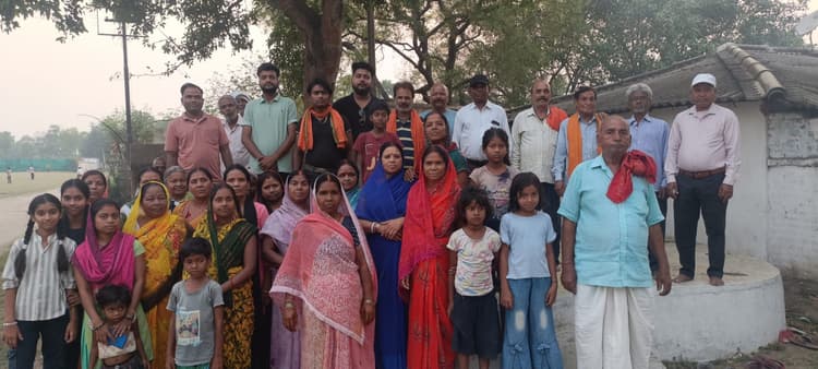 सामूहिक हनुमान चालीसा पाठ पांच को