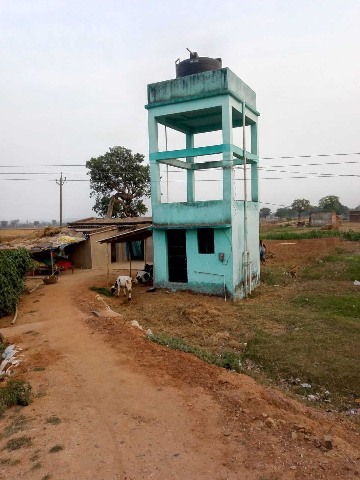 बेलहर में नल-जल योजना ठप, महादलित टोला के लोग पेयजल के लिए परेशान