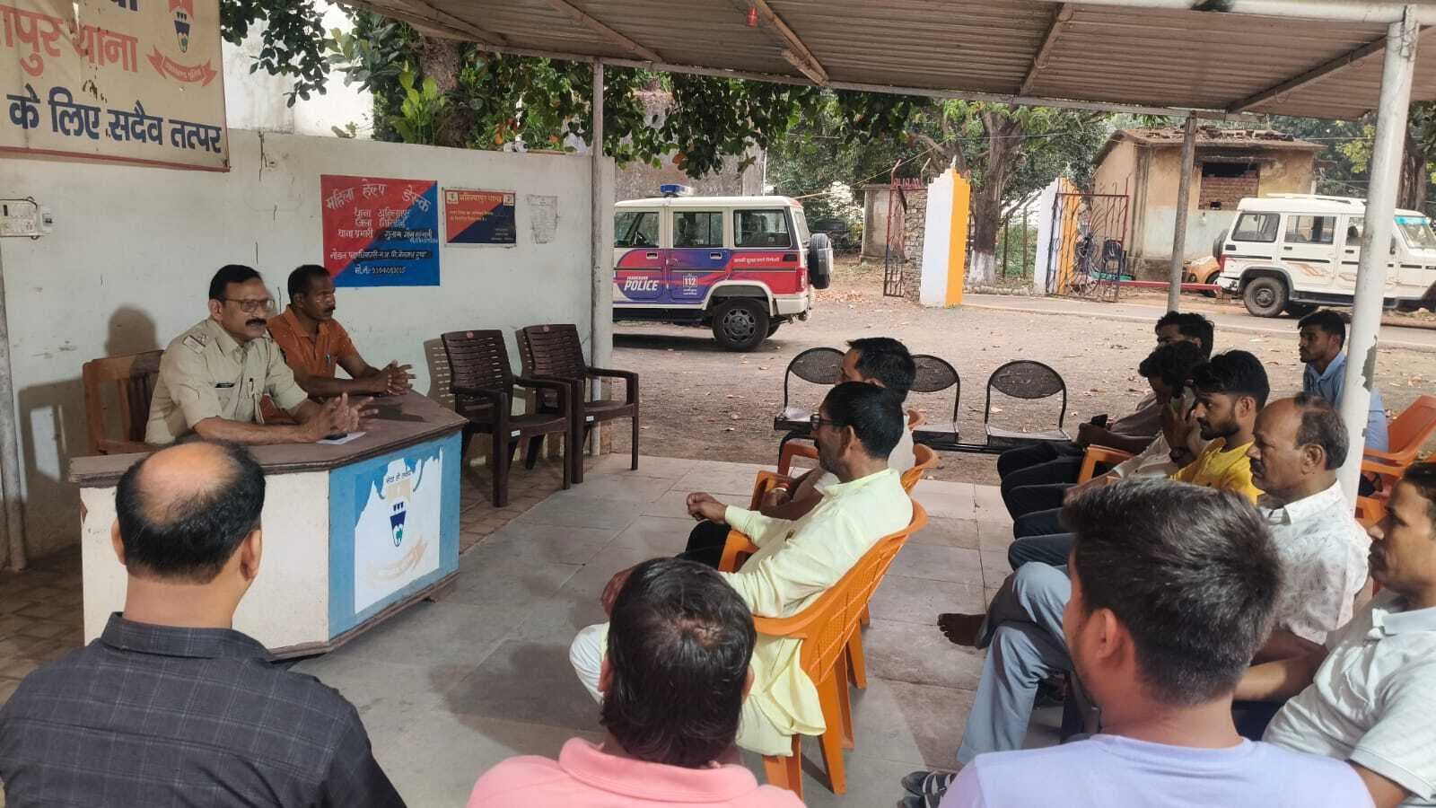 Giridih News :व्यवसायियों को सीसीटीवी लगाने की दी सलाह