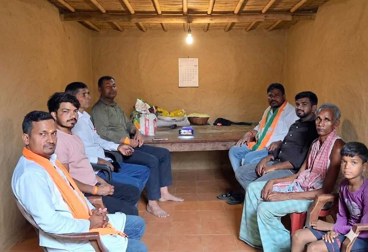 भाजपाइयों ने सुनी पीएम के मन की बात, कई बूथों पर हुआ प्रसारण