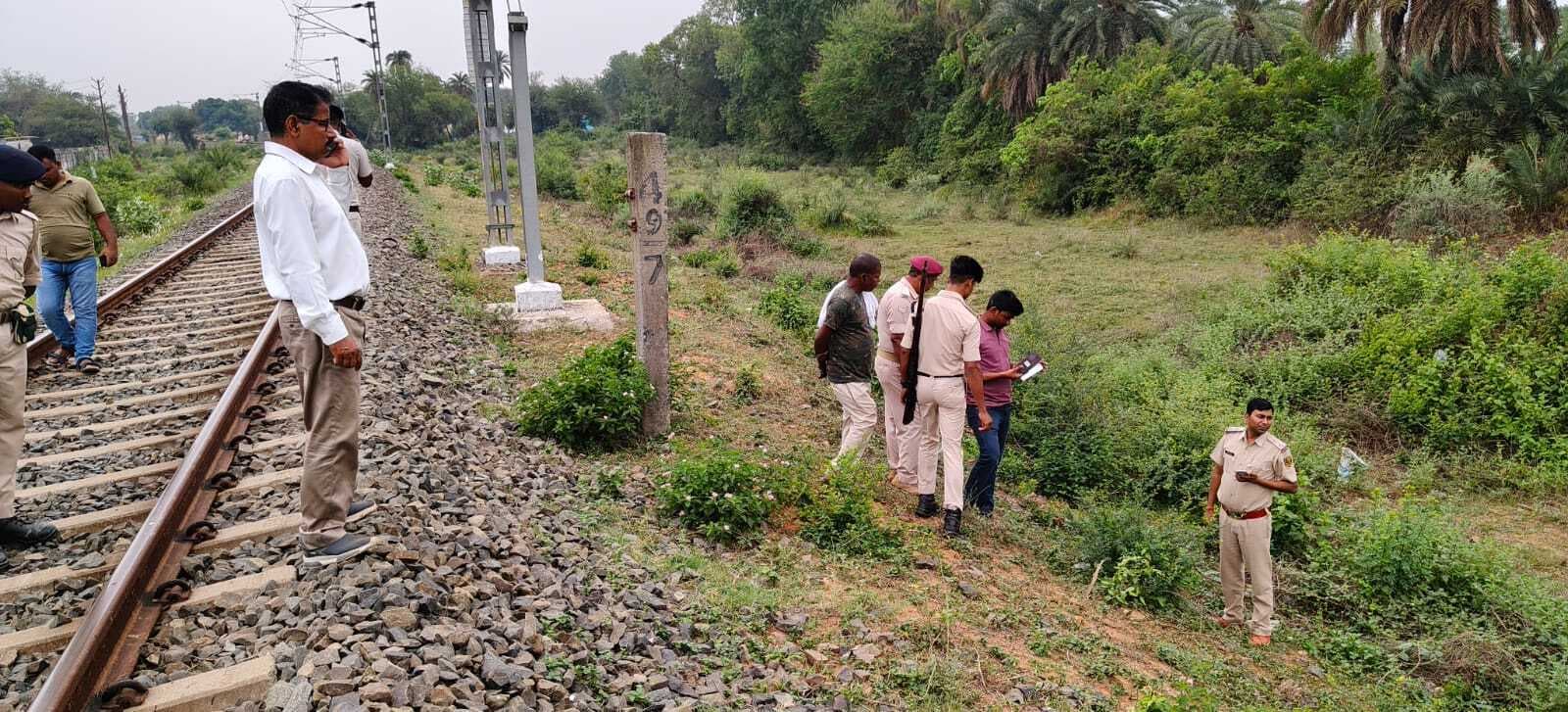 Banka  राजेंद्र नगर इंटरसिटी की चपेट में आने से युवक की मौत