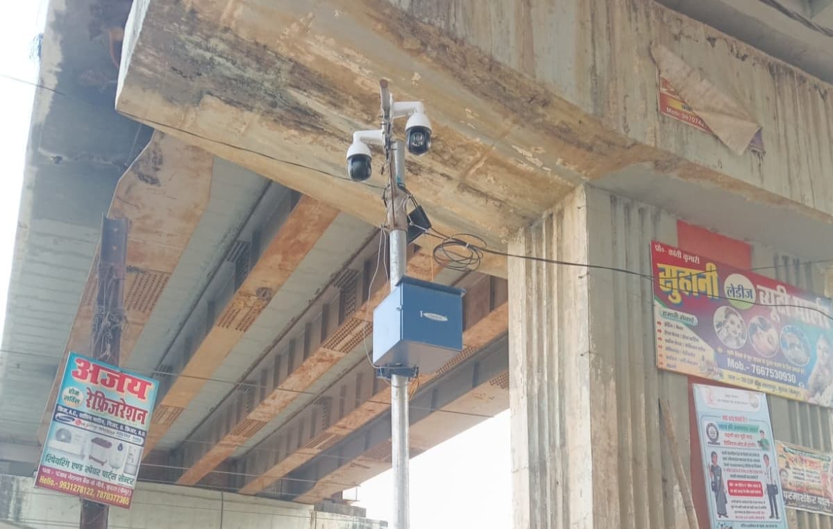 अब तीसरी आंख से होगी शहर की निगरानी, 60 सीसीटीवी कैमरे लगे