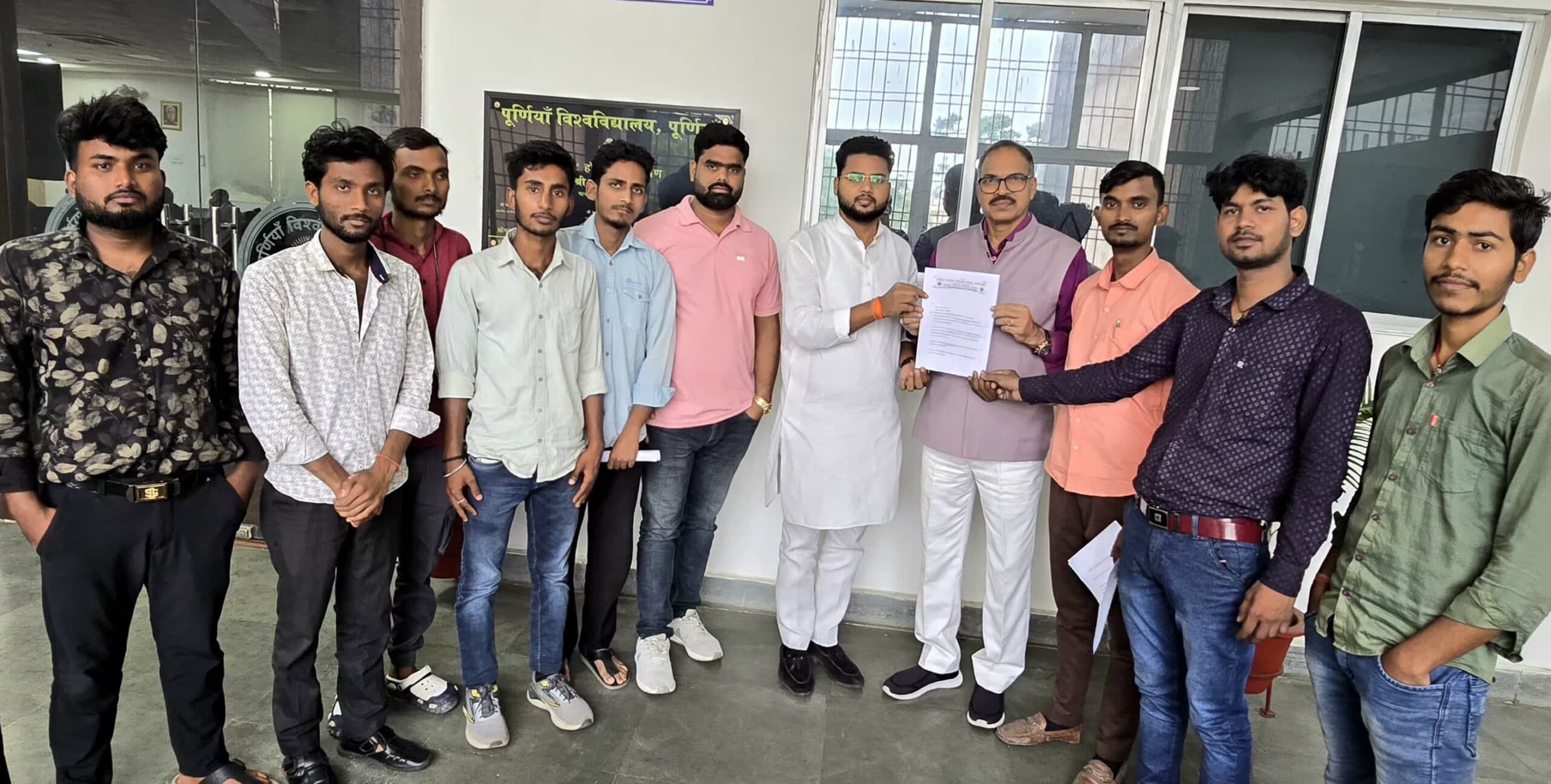 जीएलएम कॉलेज को लेकर अभाविप ने कुलपति को दिया 16 सूत्री ज्ञापन