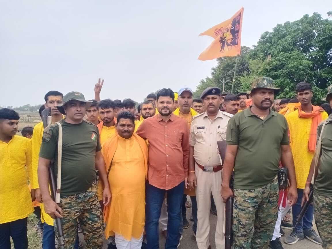 प्राण प्रतिष्ठा को लेकर निकाली गयी भव्य कलश शोभायात्रा