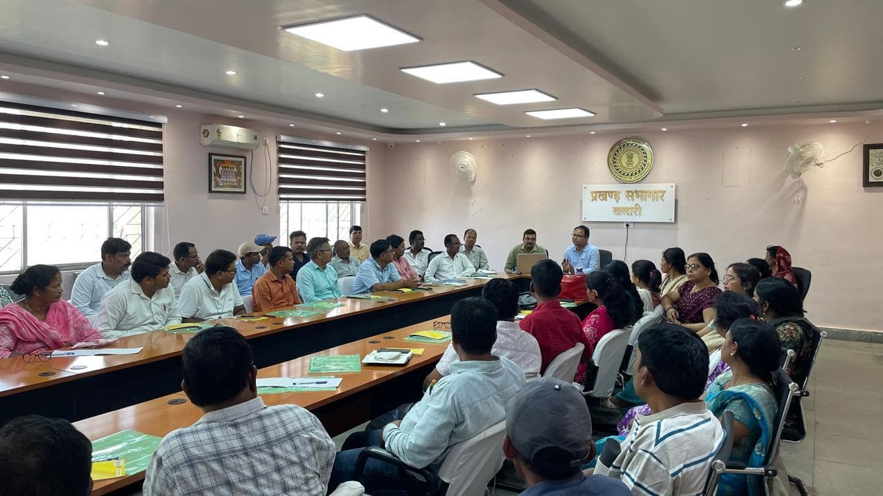 खलारी में जनगणना 2027 के प्रथम चरण को लेकर प्रशिक्षण शुरू