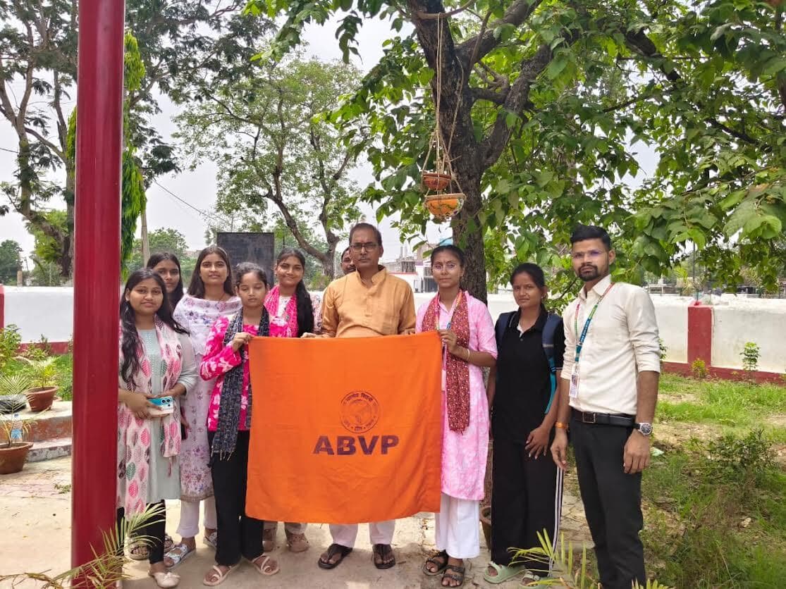 जल स्रोतों के सूखने से पक्षियों के लिए जीवन का संकट