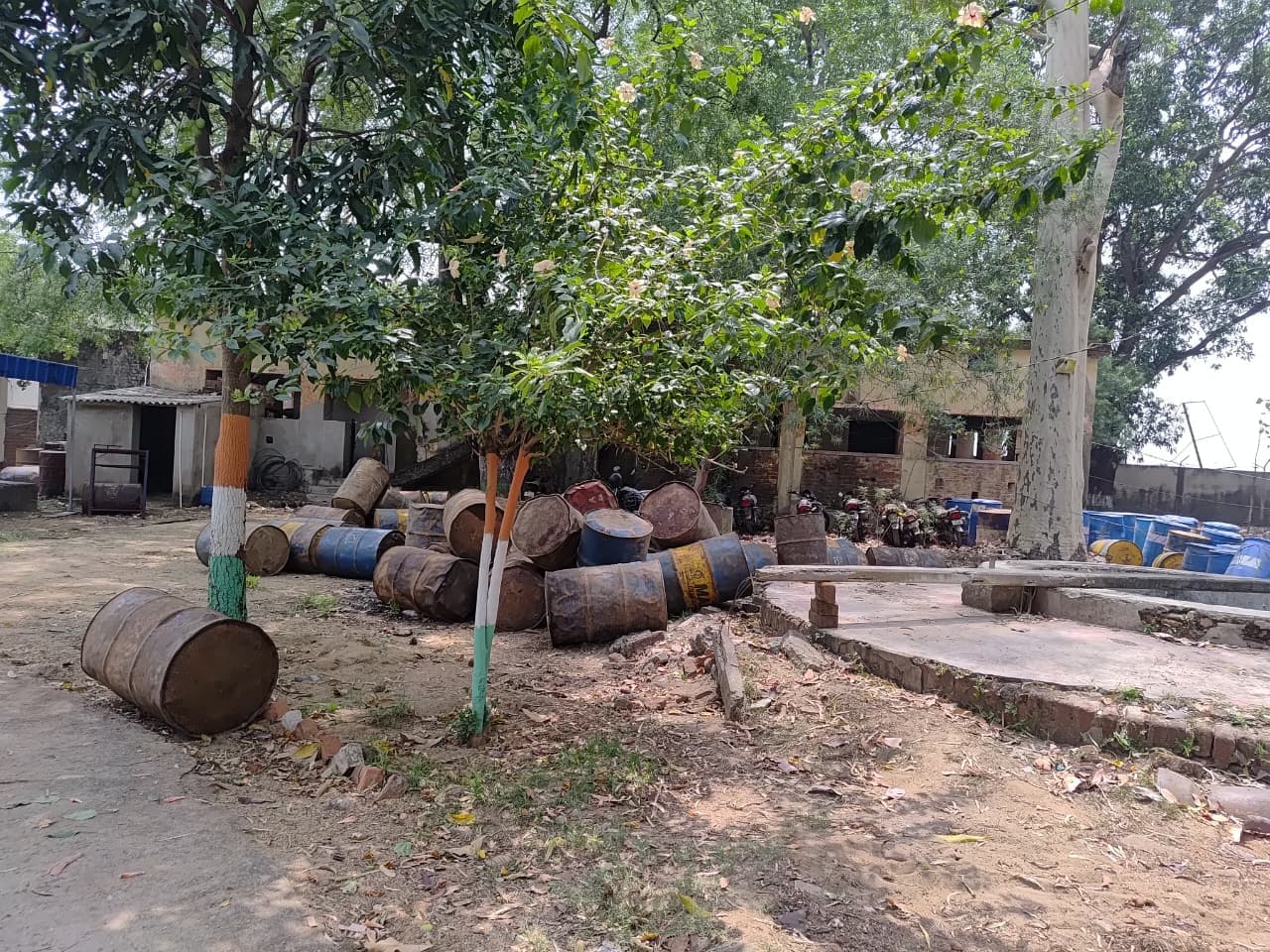 पेट्रोलियम जब्ती मामले में चार पर केस दर्ज, जांच के लिए भेजा गया सैंपल