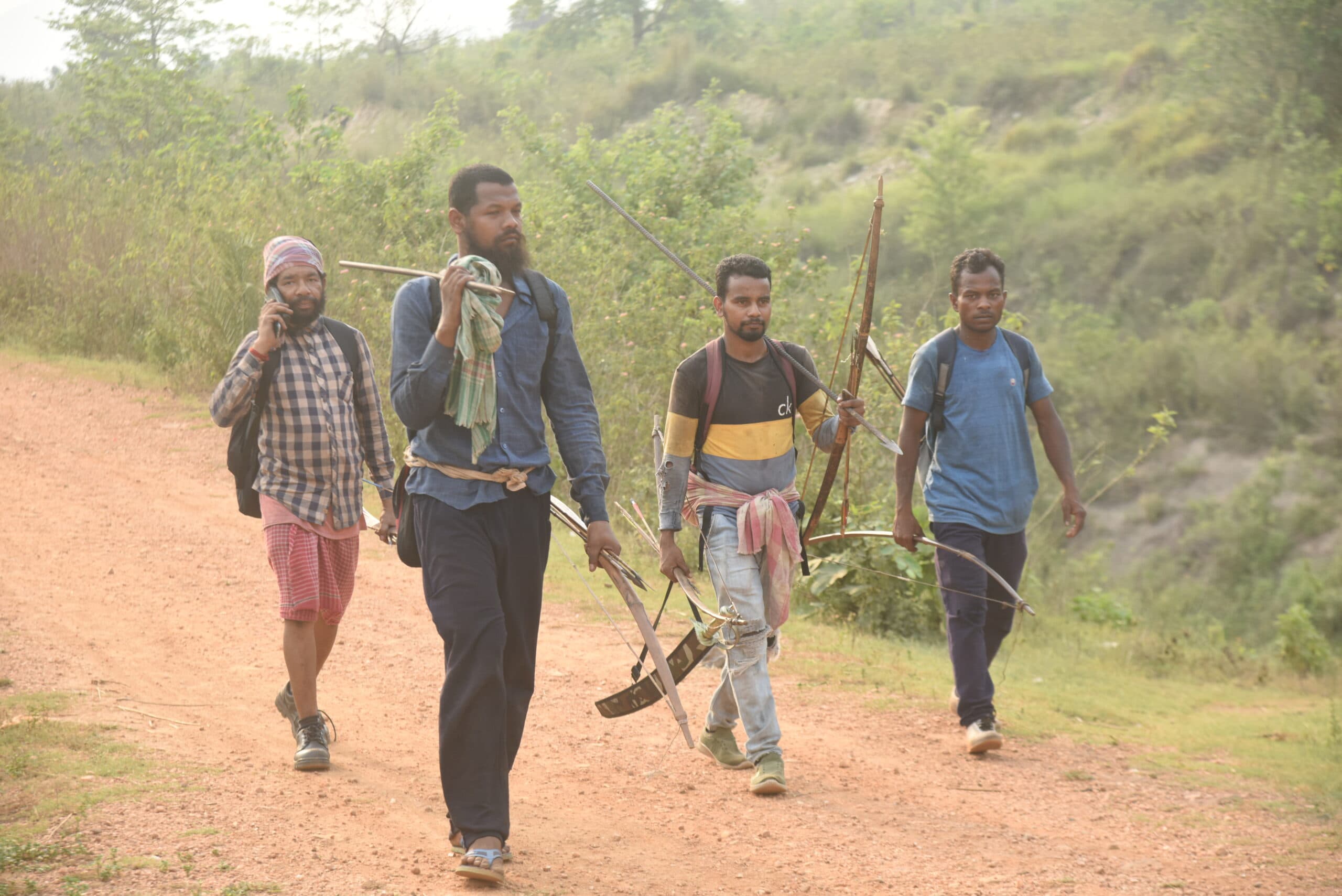 सेंदरा वीरों ने चार हिरण, तीन सूअर व एक खरगोश शिकार कर लिया, वनविभाग ने किया इनकार