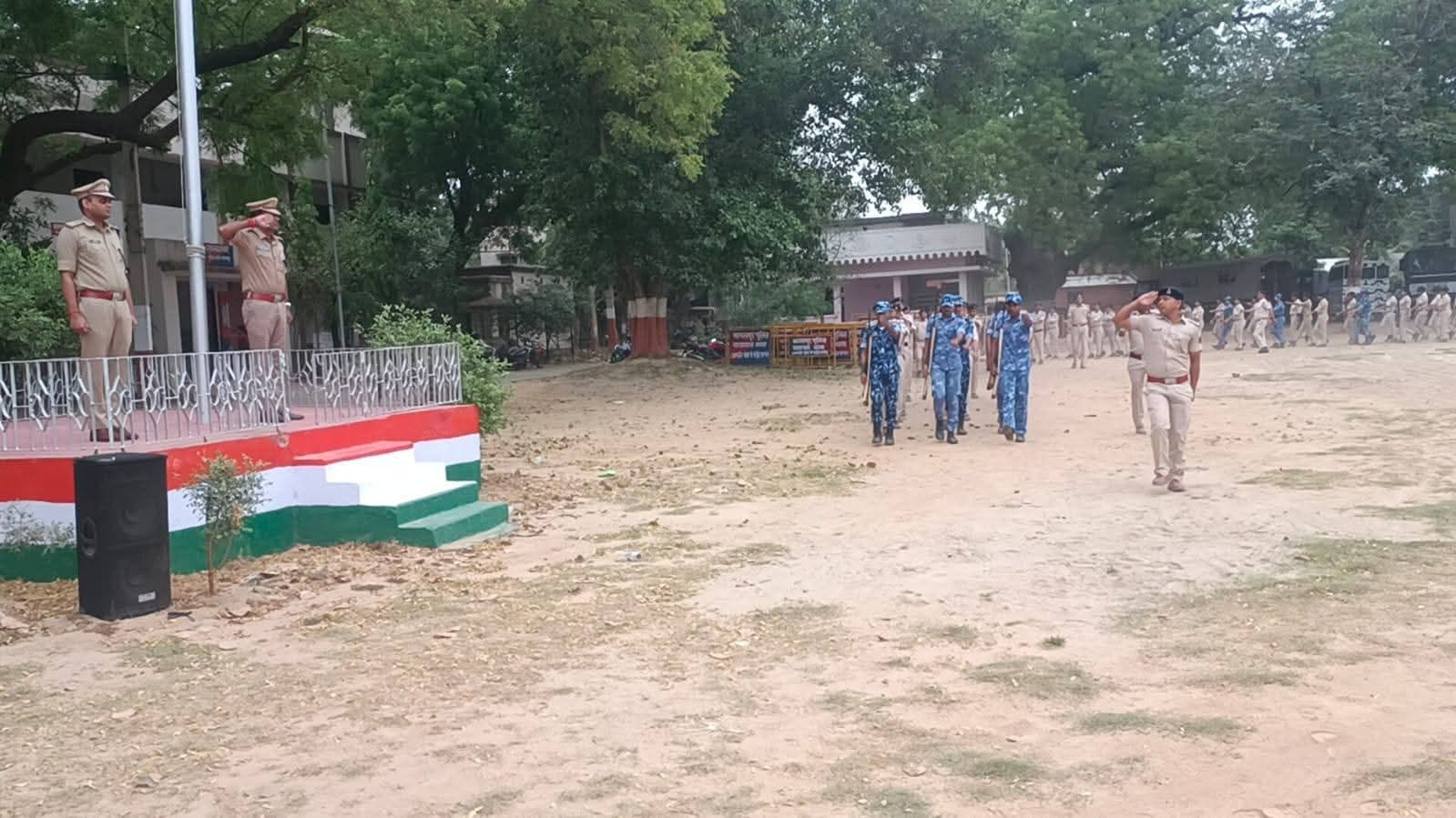 Bhagalpur साप्ताहिक परेड का एसएसपी व सिटी एसपी ने किया निरीक्षण, अनुशासन पर दिया जोर