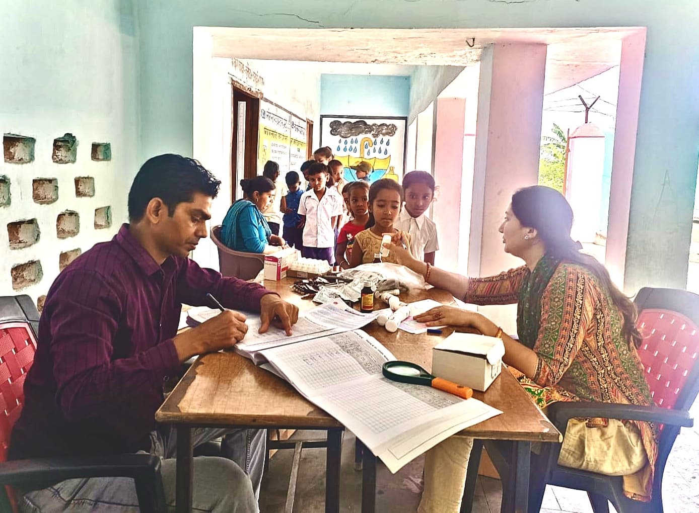 Jamui News : प्राथमिक विद्यालय रतनपुर में शिविर आयोजित कर की गयी 69 बच्चों के स्वास्थ्य की जांच