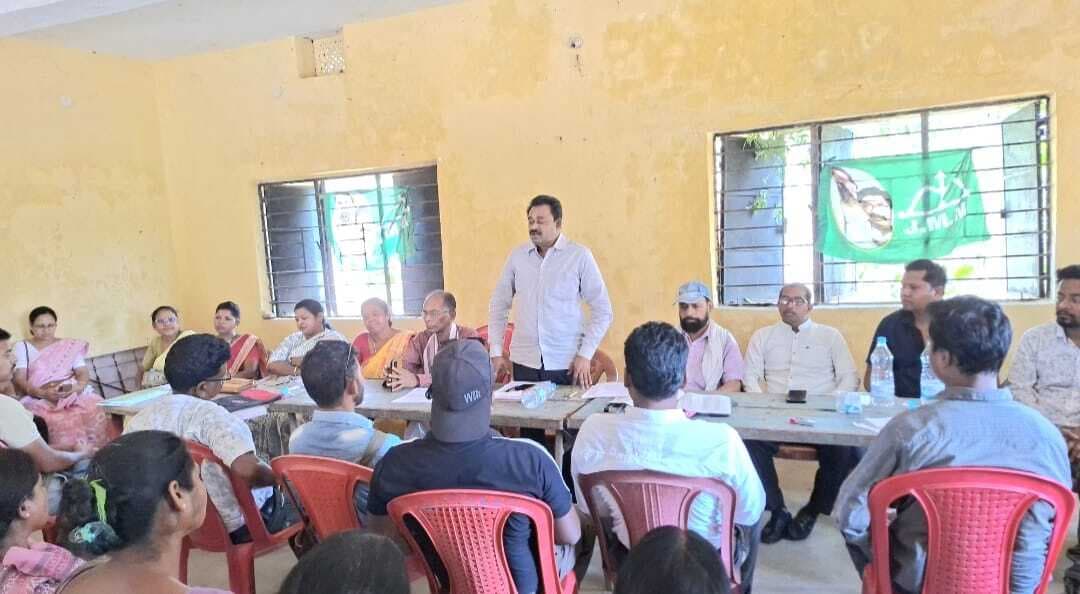 मुरहू में झामुमो की बैठक, एसआइआर व जनगणना पर चर्चा