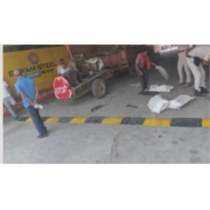 अंसारनगर अंडरपास के पास लगे स्पीड ब्रेकर, हादसों पर लगेगी लगाम