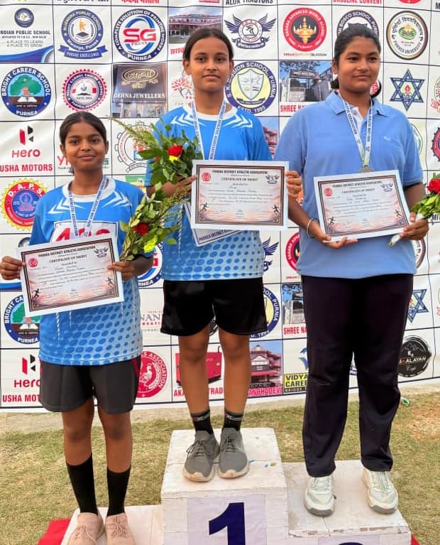 एथलेटिक्स में पूर्णिया की नव्या ने झटके दो-दो स्वर्ण पदक,