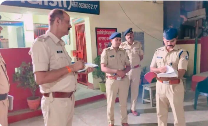 सिटी एसपी ने बांकेबाजार थाना का किया औचक निरीक्षण