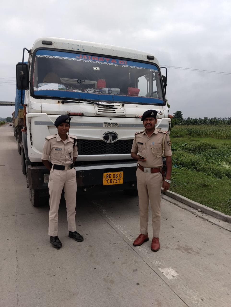 फर्जी जीएसटी कागजात पर कोयले की तस्करी का भंडाफोड़, नौ ट्रक जब्त व छह गिरफ्तार