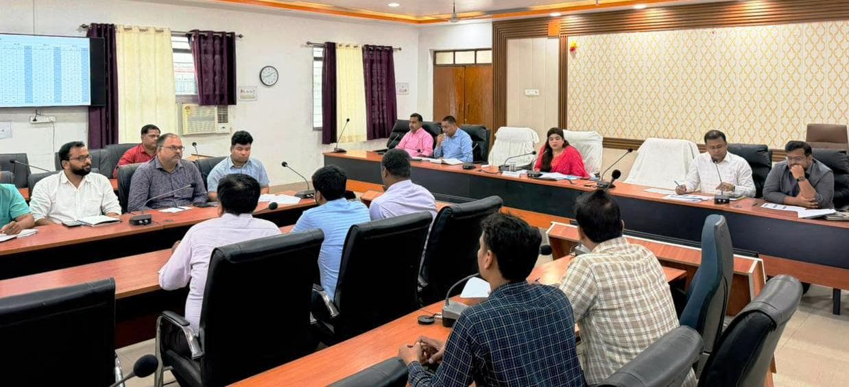 Aurangabad News : संदिग्ध राशन कार्डों के सत्यापन में लापरवाही पर एमओ से शोकॉज