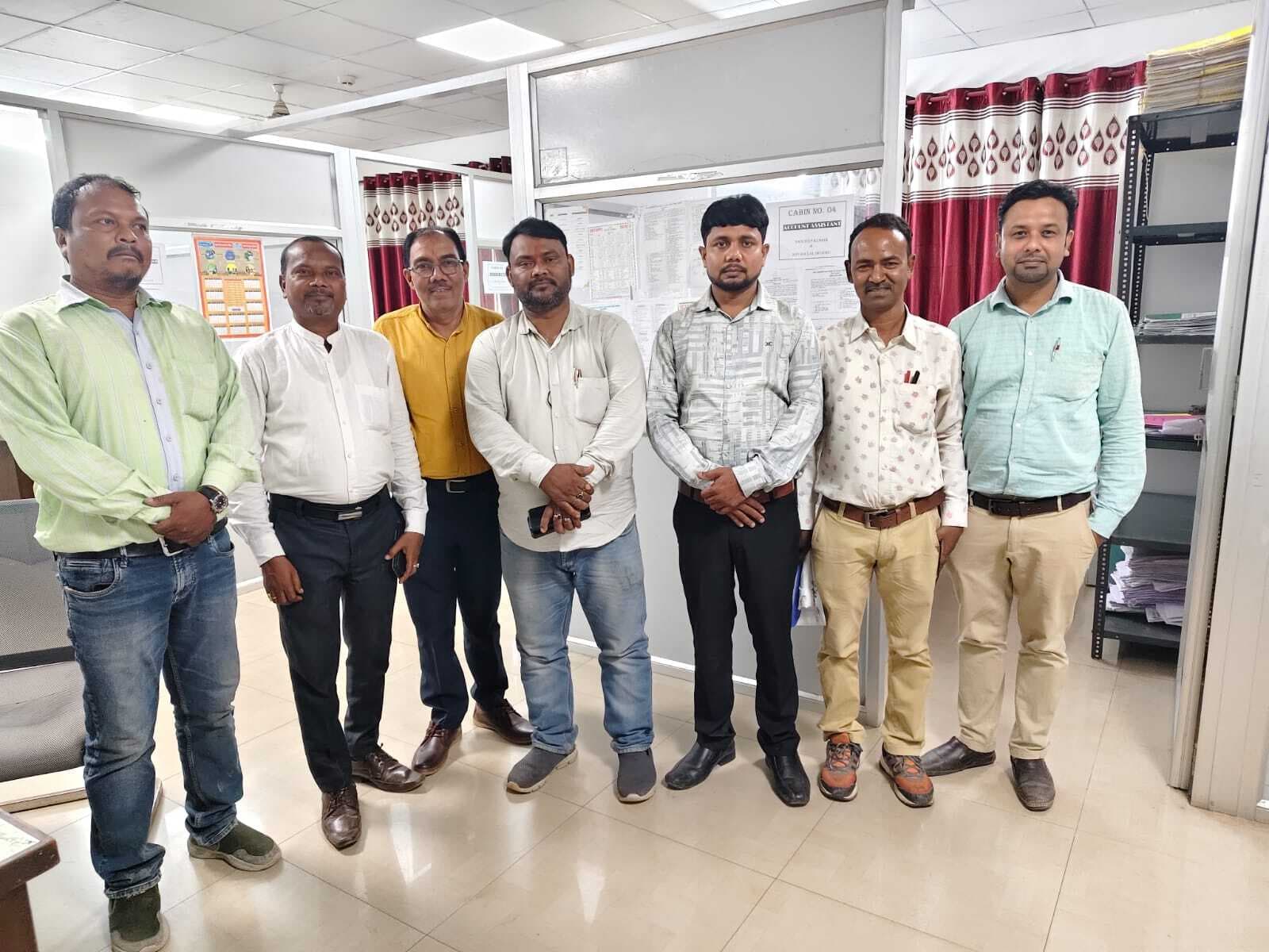 Chaibasa News : शिक्षा विभाग व ट्रेजरी से वेतन भुगतान को मिली हरी झंडी