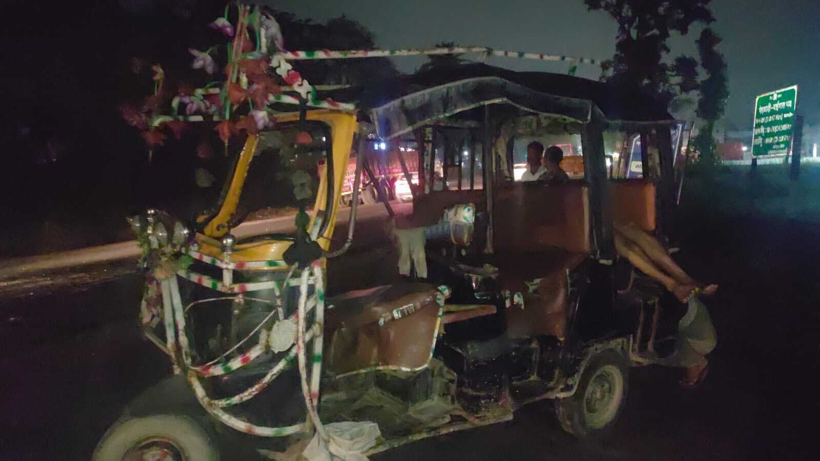 दादपुर चौक पर ट्रक व ऑटो की टक्कर में एक की मौत, दूसरा घायल