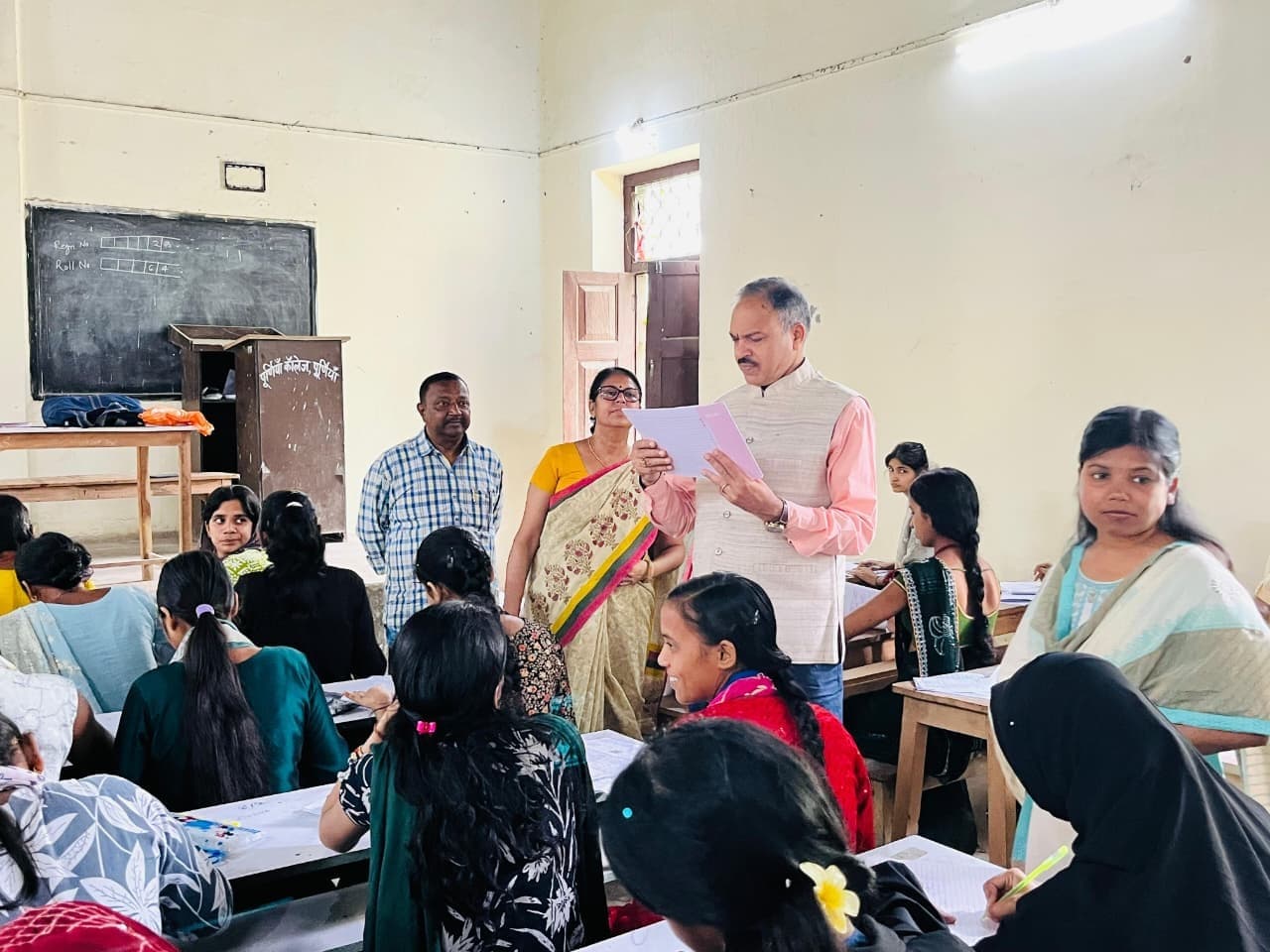 PURNIA रोल नंबर दाहिने से बायीं लिखें, वरना लंबित होगा रिजल्ट : वीसी