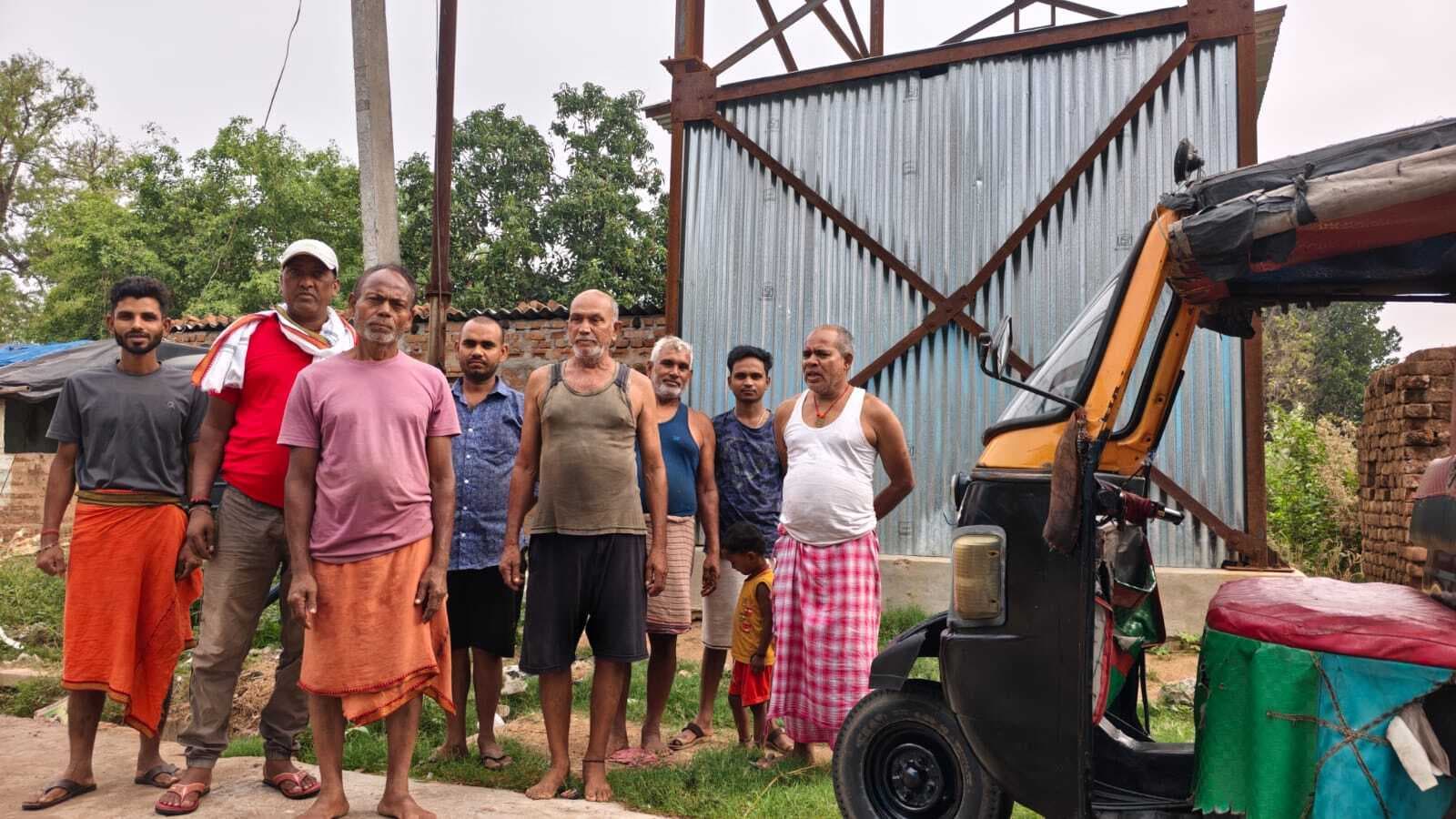 BANKA अधूरा पड़ा जलमीनार, ग्रामीणों को नहीं मिल रहा पानी